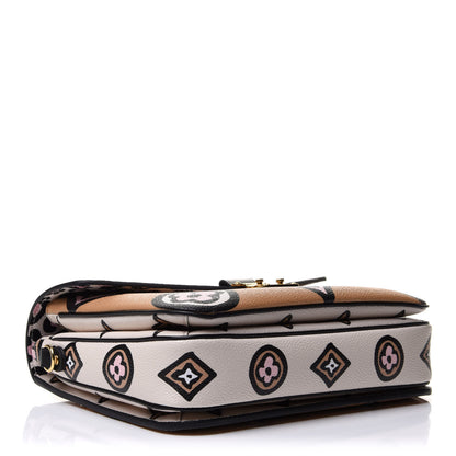 Louis Vuitton Monogram Giant Wild At Heart Pochette Metis Arizona 4 of 11