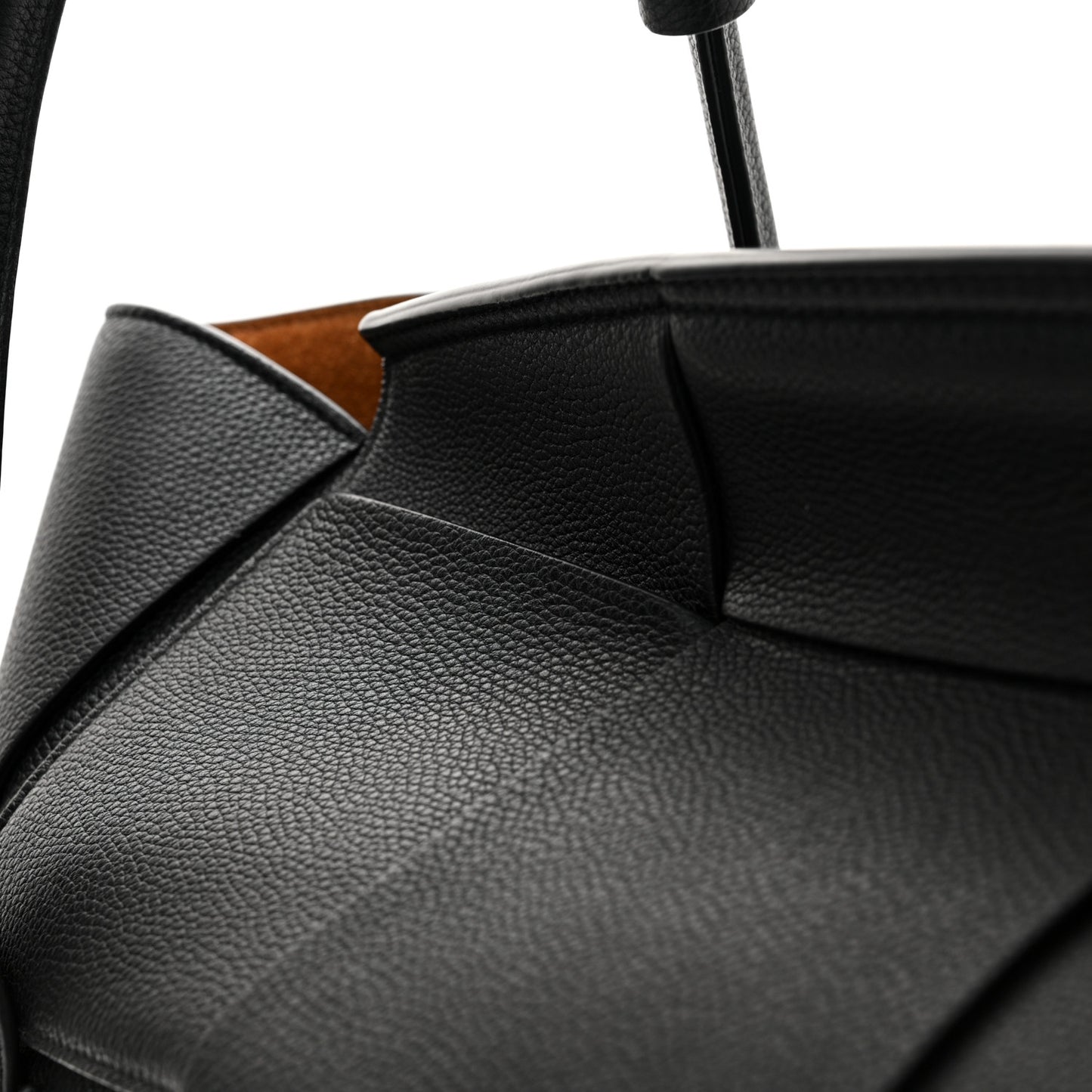 Grained Calfskin Maxi Intrecciato Medium Arco Black