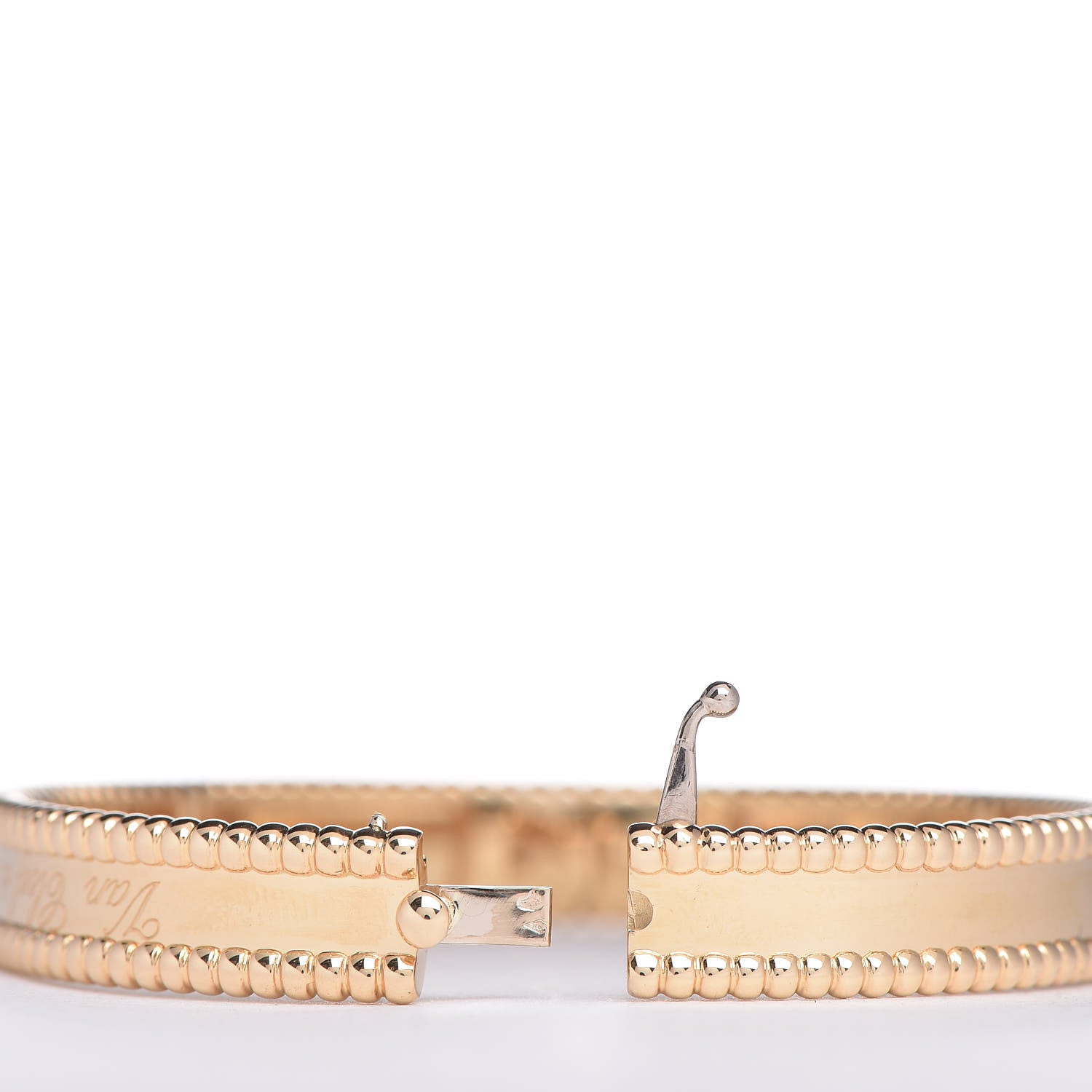 Van Cleef & Arpels 18K Yellow Gold Perlee Signature Bangle Bracelet M 6 of 6
