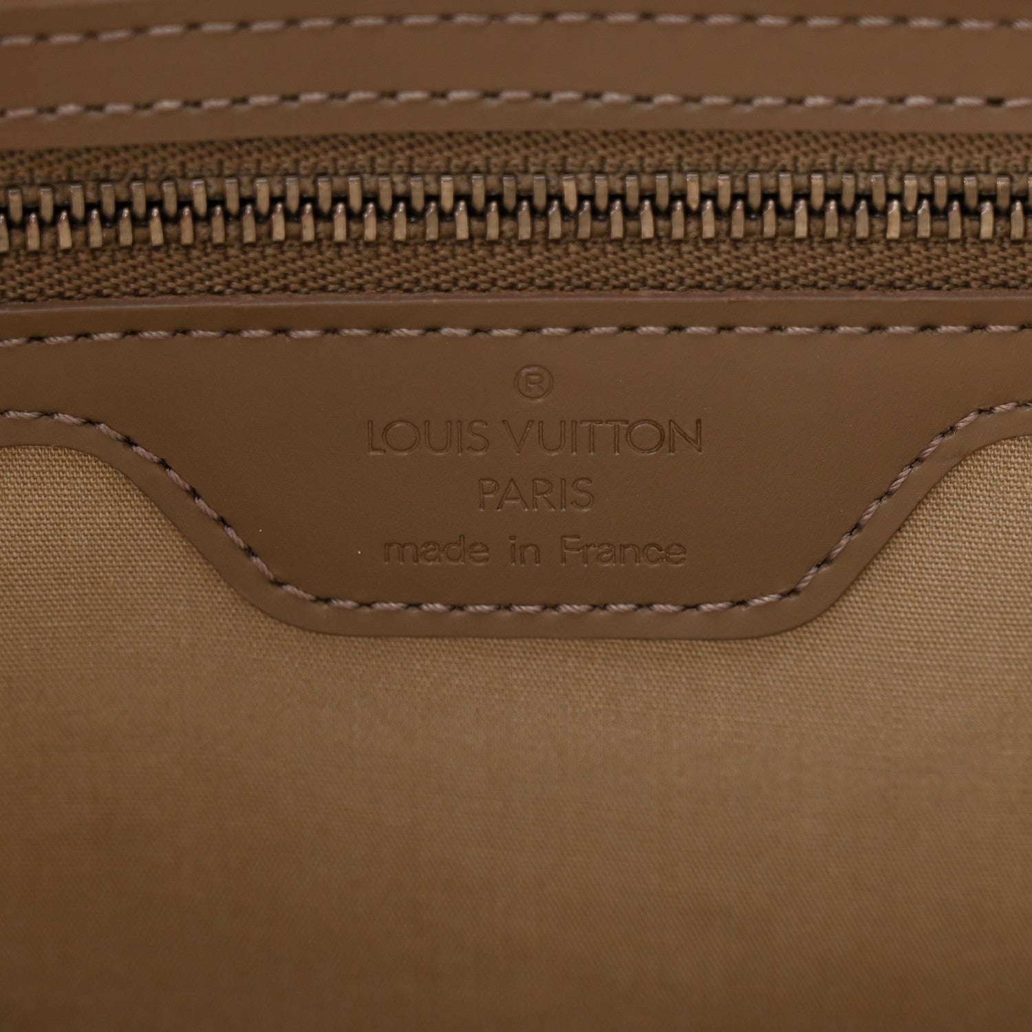 Louis Vuitton Epi Saint Tropez Pepper 6 of 11