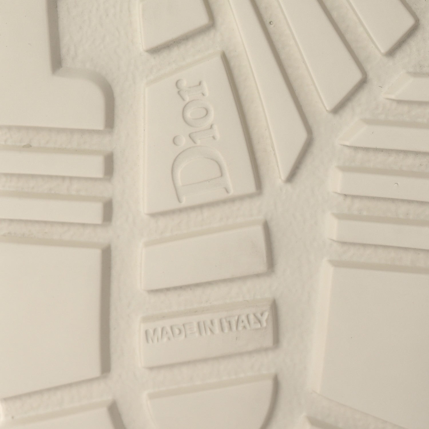 Christian Dior Laminated Sheepskin Cannage Dior Or Dioract Slide Sandals 37.5 Steel 7 of 10