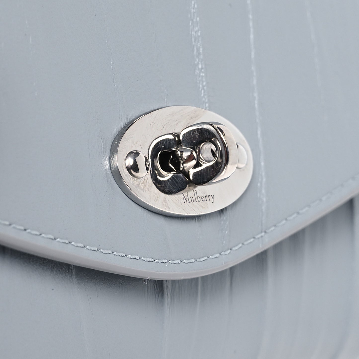 Crinkled Calfskin Medium Darley Wallet Cloud