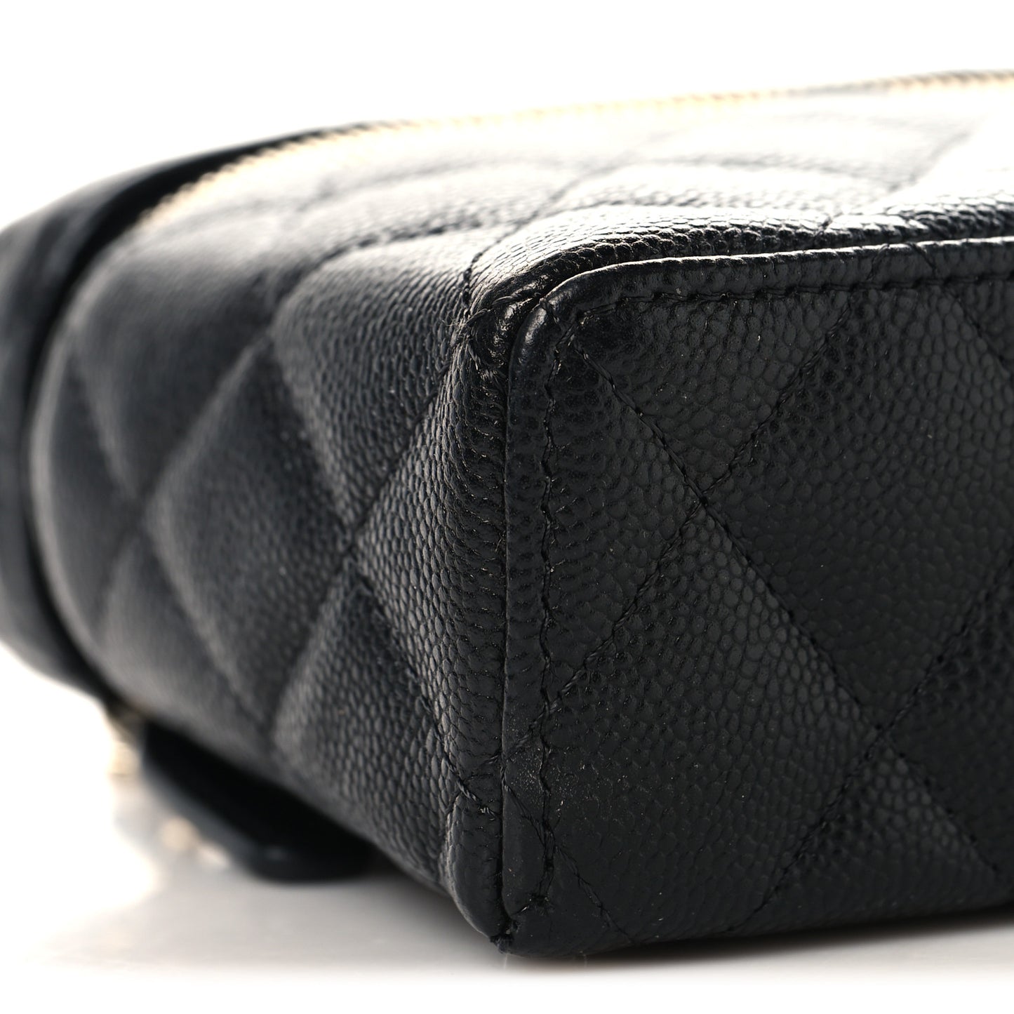 Caviar Quilted Top Handle Slim Vanity With Chain Black
