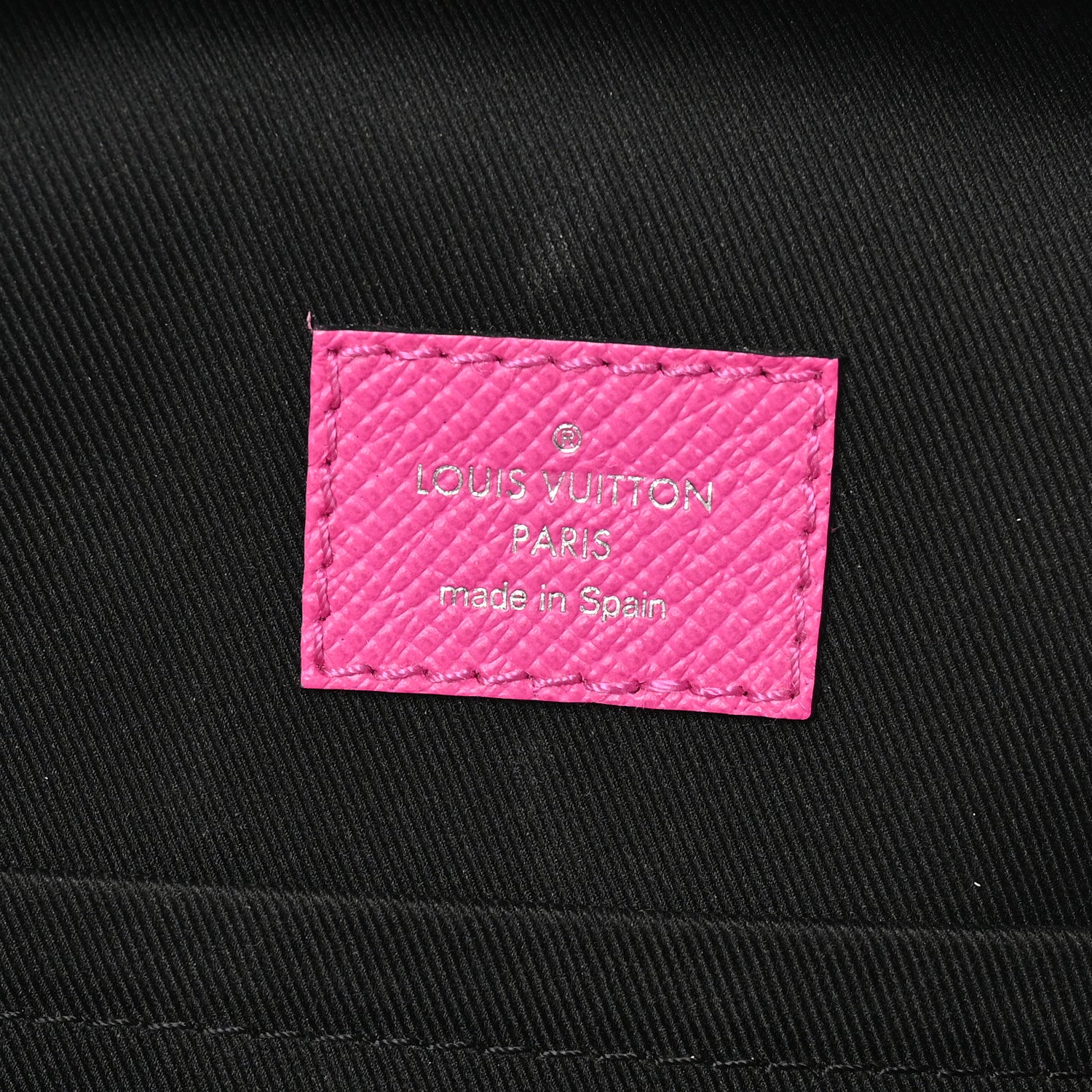 Louis Vuitton Taigarama Outdoor Slingbag Fuchsia 6 of 10