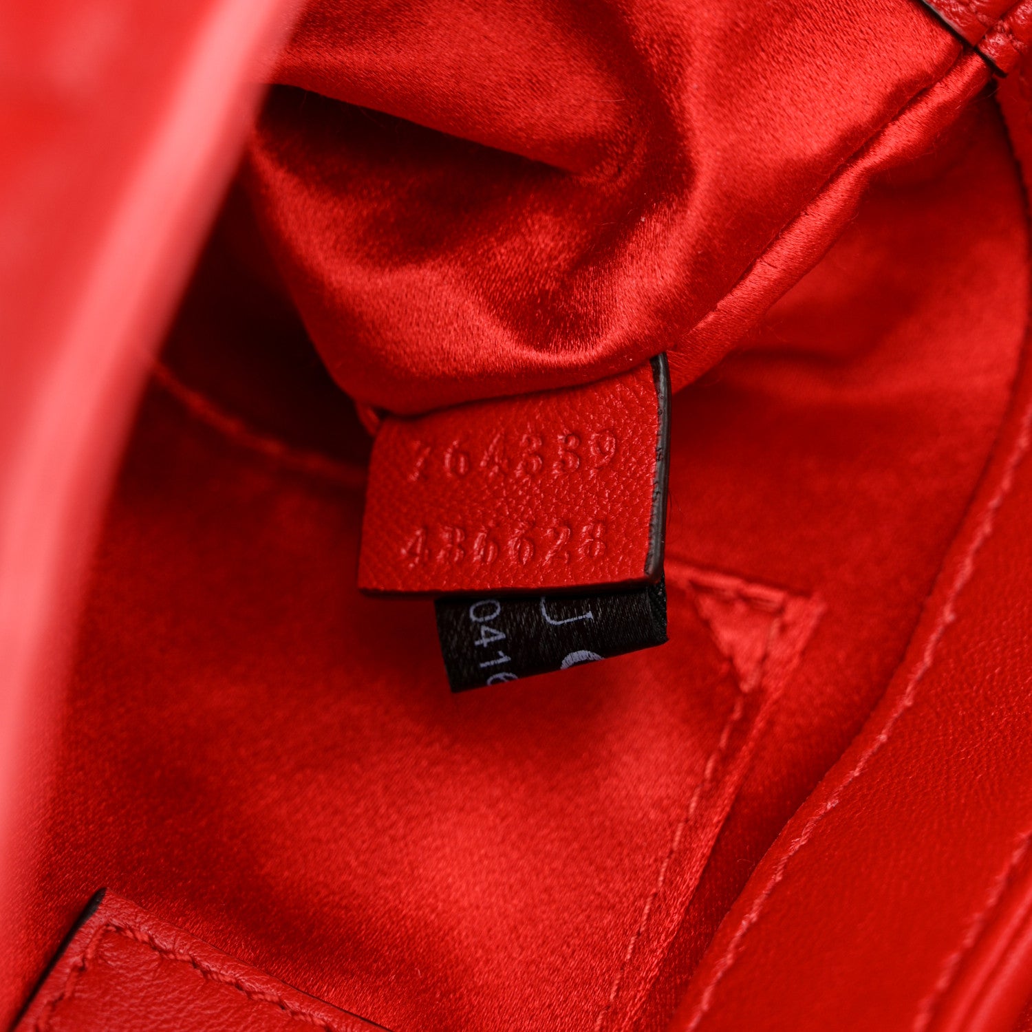 Gucci Nappa Vertical Matelasse Small Maxi Horsebit Chain Shoulder Bag Beret Red 7 of 12