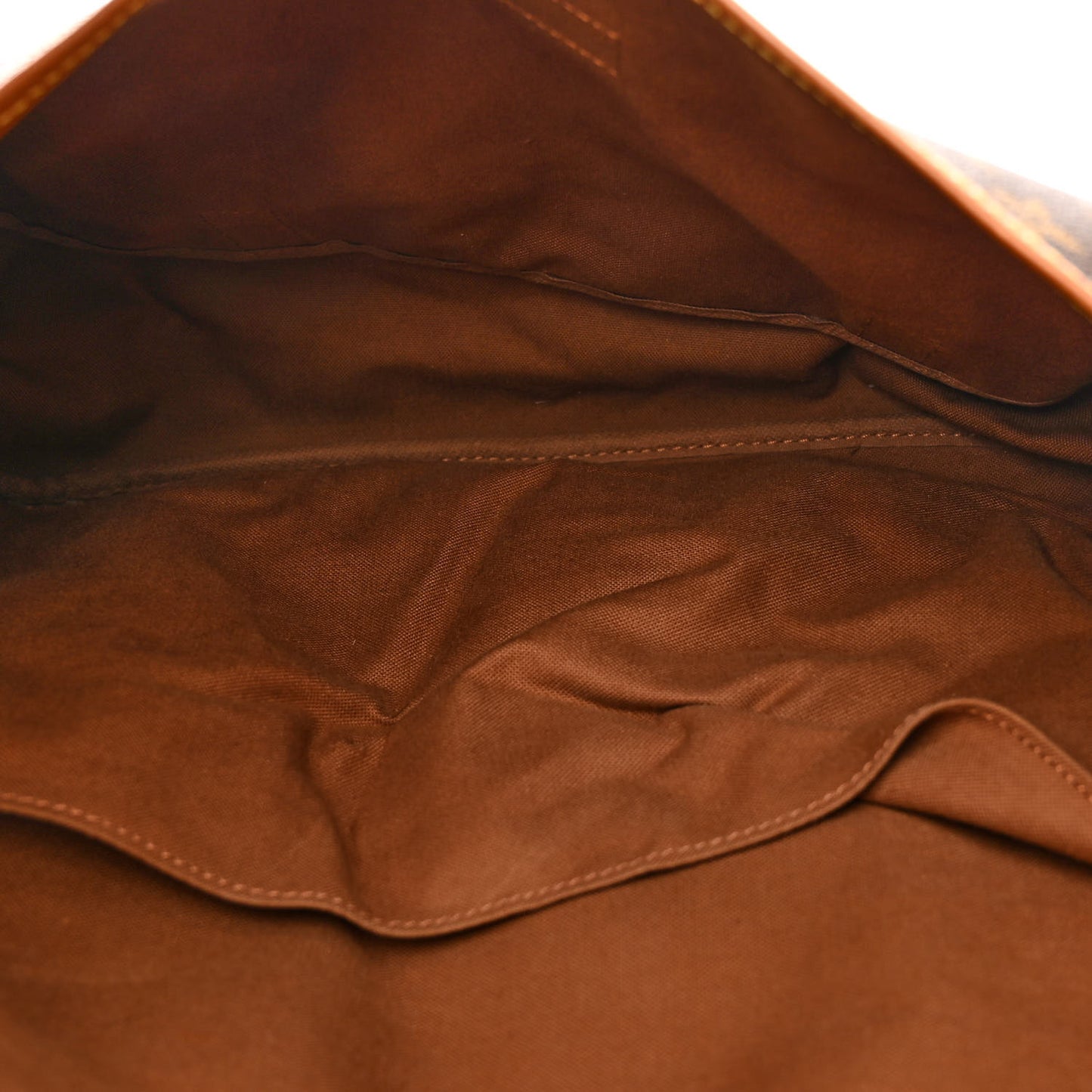 Monogram Saumur 43