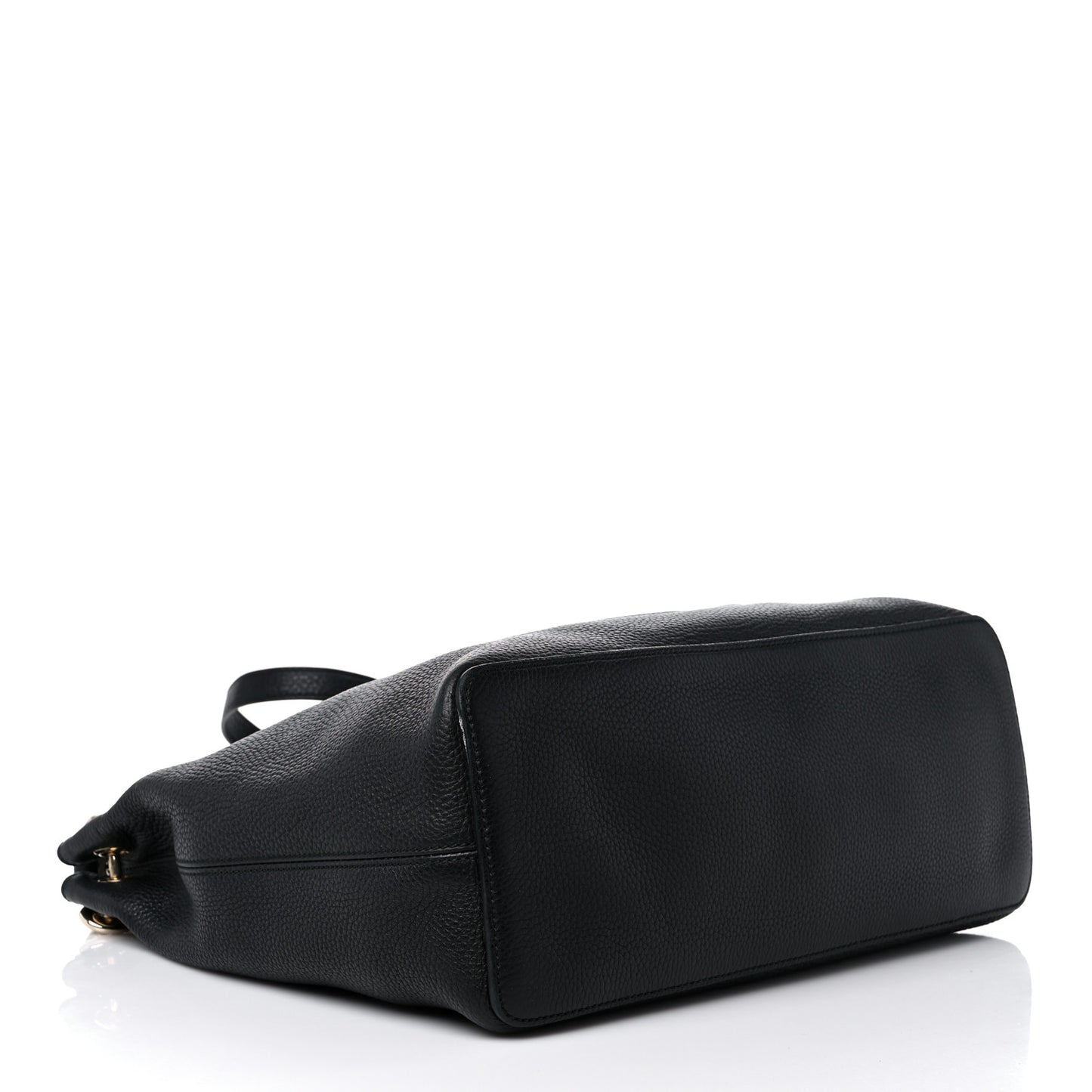Pebbled Calfskin Large Soho Hobo Black