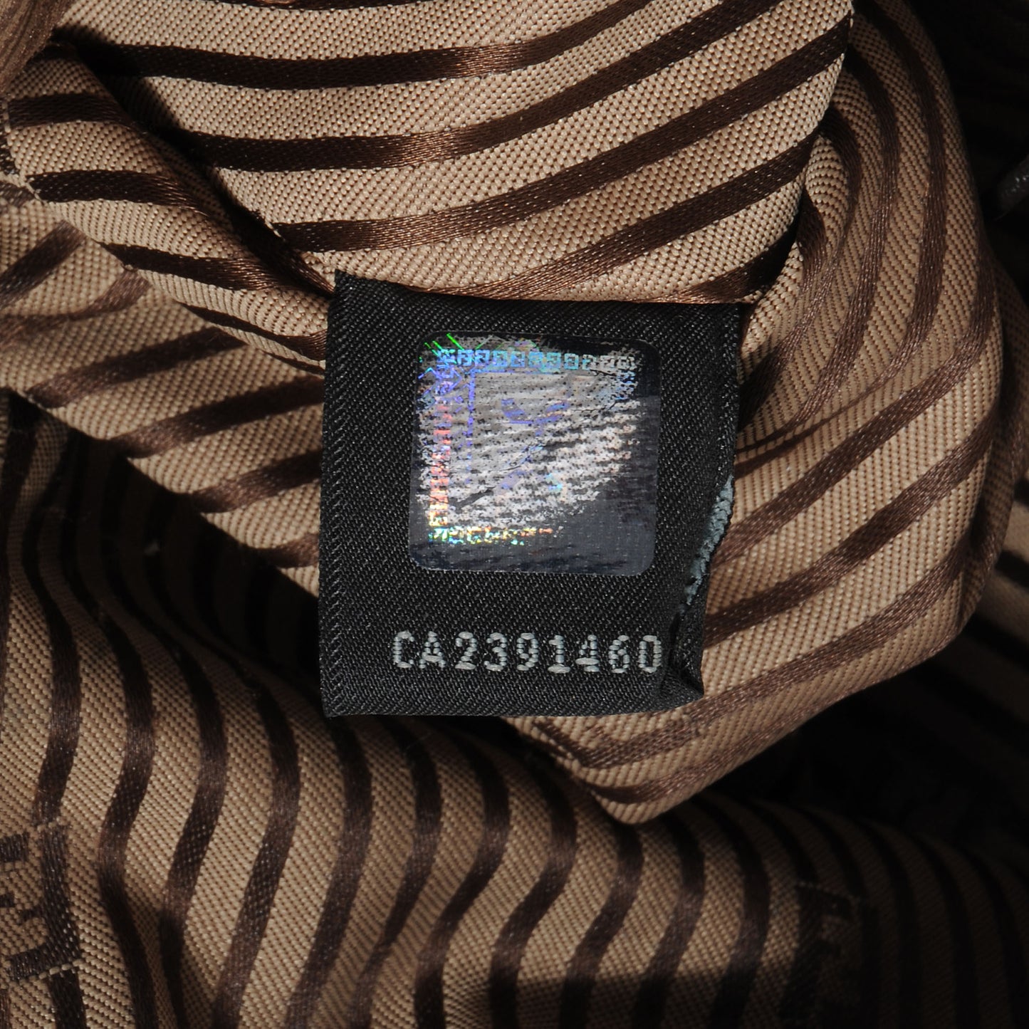 Calfskin Colorblock Large Chameleon Tote Biscotto