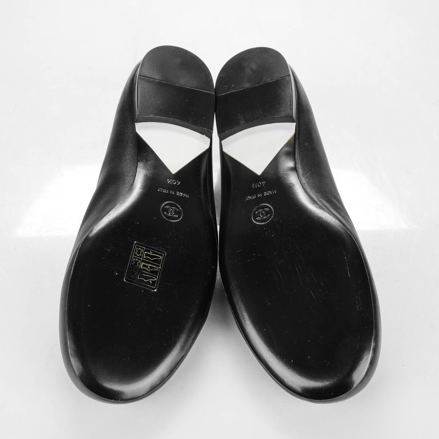 Lambskin Elastic Mocassin CC Flats 40.5 Black