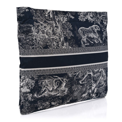 Christian Dior Embroidered Toile De Jouy Diortravel Zipped Pouch Blue 3 of 11