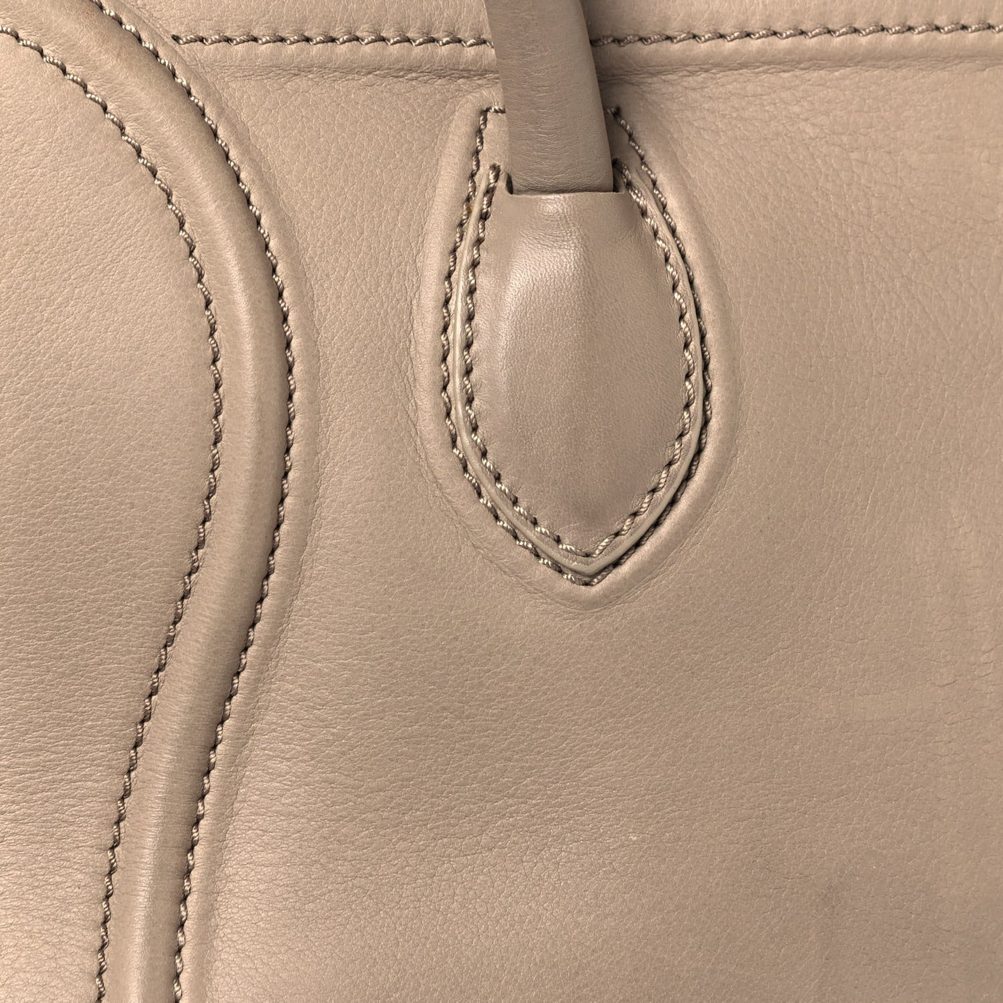 Supple Calfskin Medium Phantom Luggage Beige