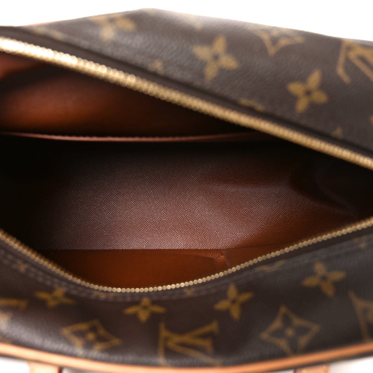 Louis Vuitton Monogram Cite MM 5 of 9