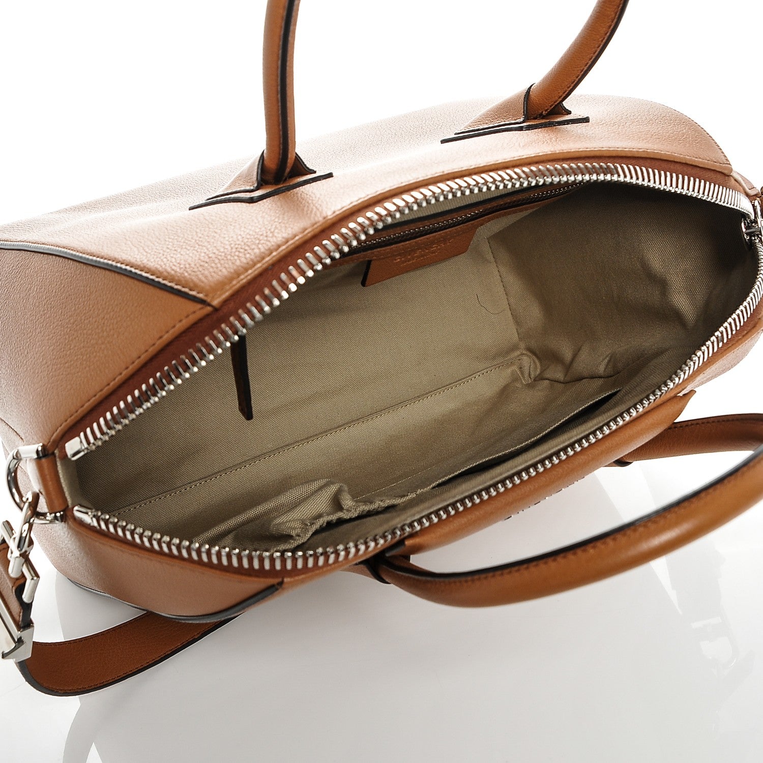 Givenchy Sugar Goatskin Medium Antigona Caramel 5 of 6