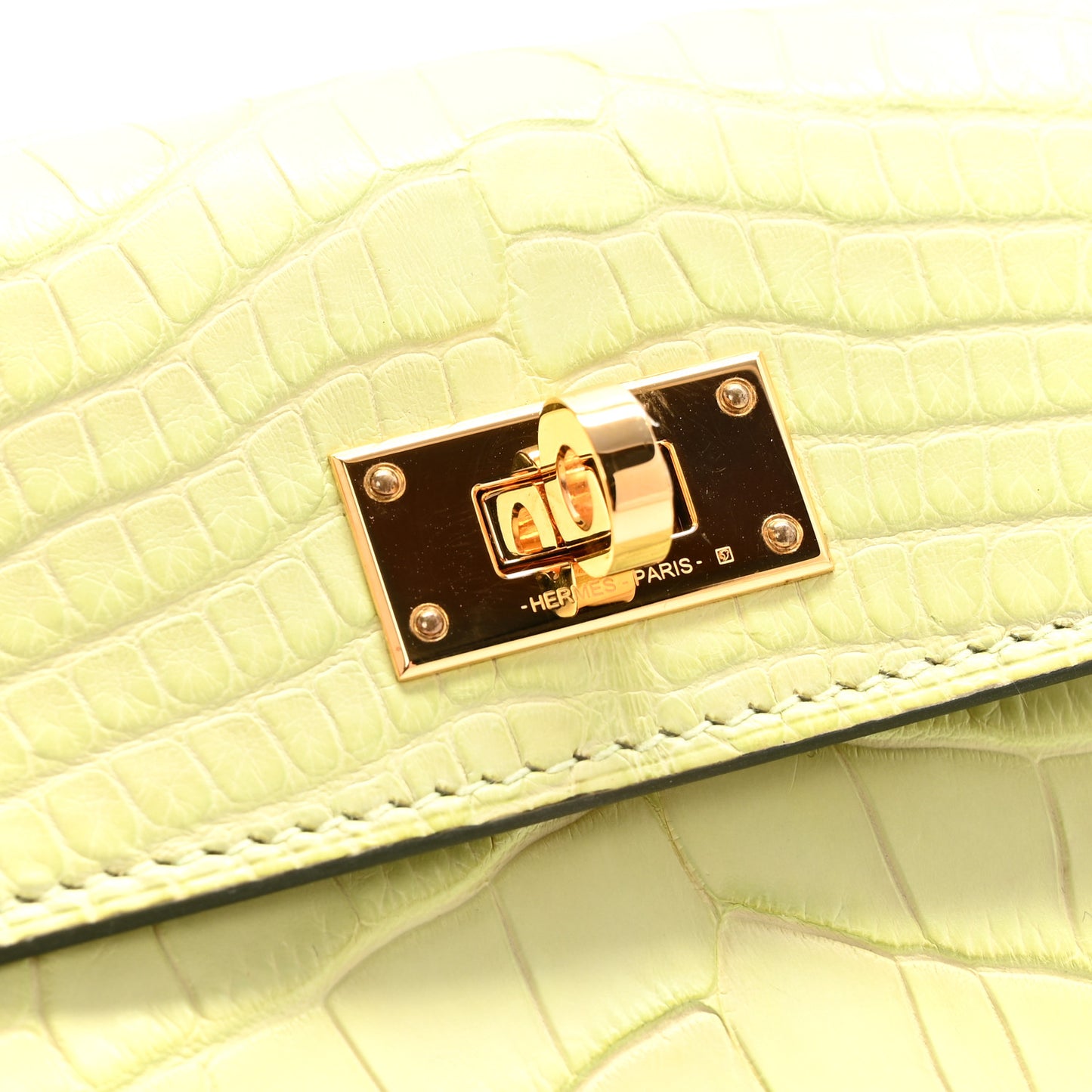 Matte Alligator Kelly Pocket Compact Wallet Jaune Bourgeon