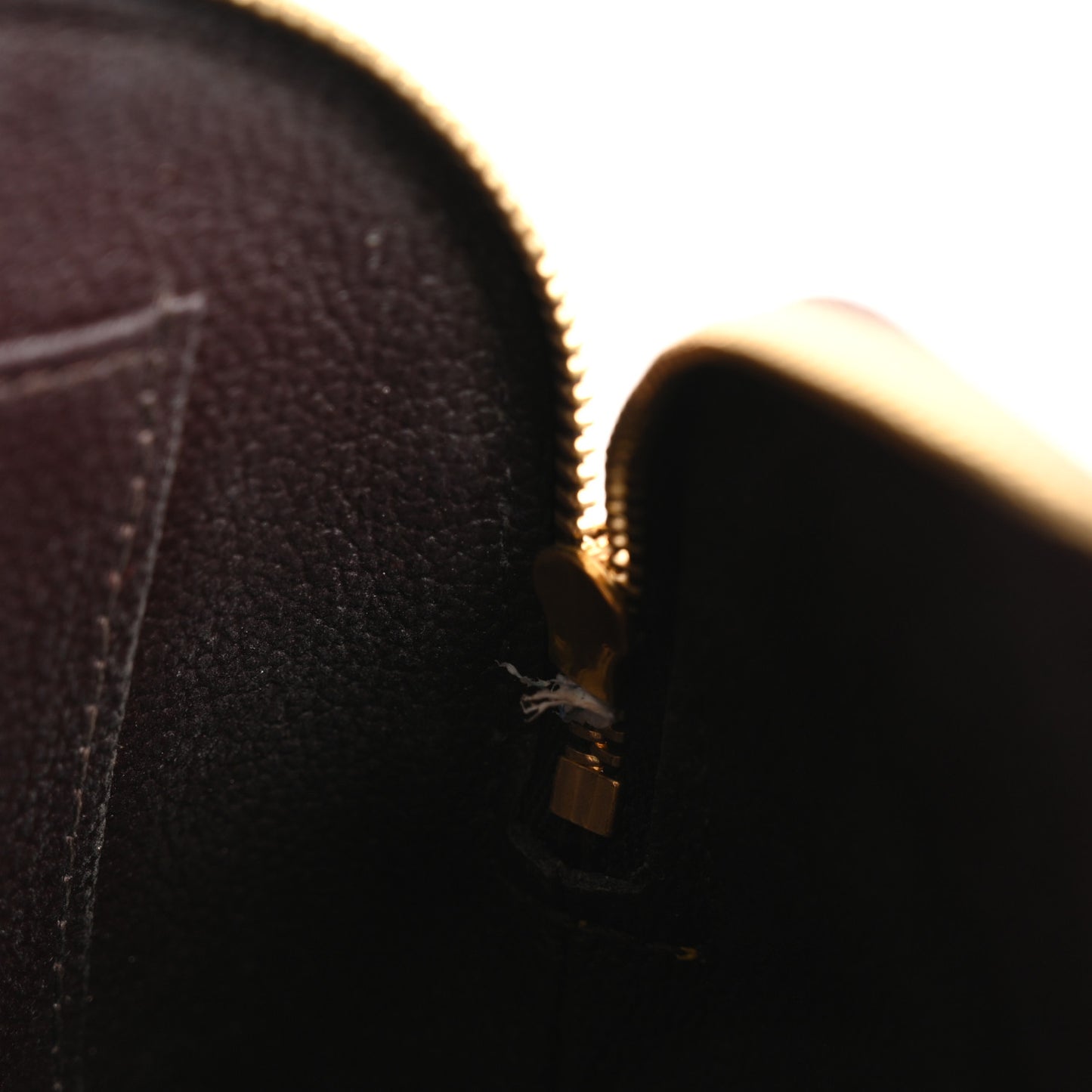 Vernis Cosmetic Pouch Amarante