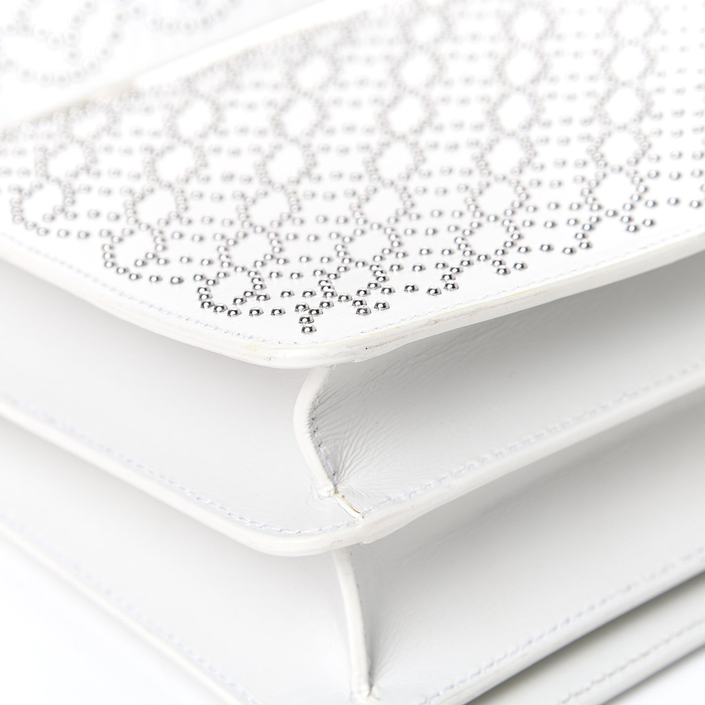 Calfskin Arabesque Studded Medium Franca Crossbody Blanc Optique