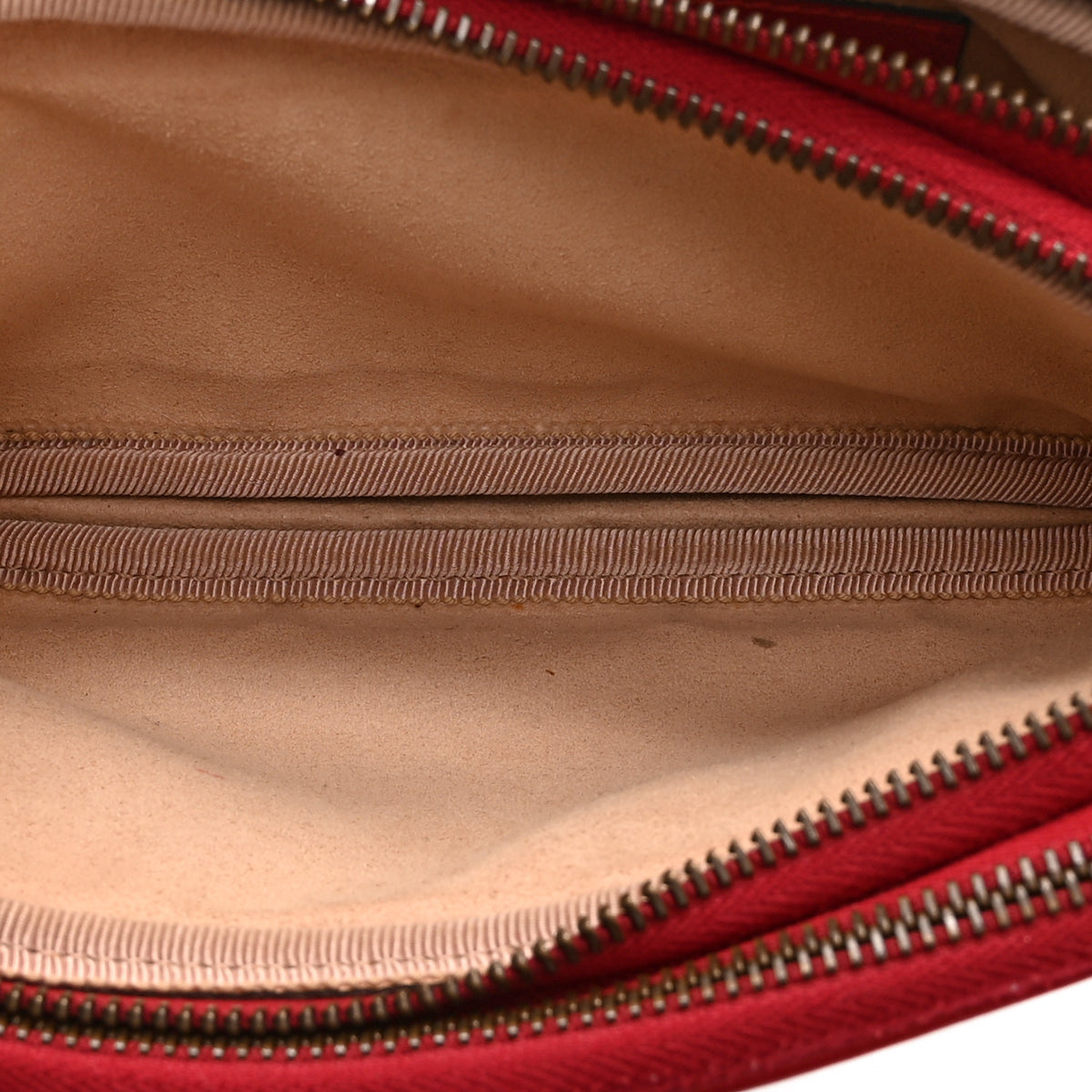 Calfskin Matelasse Mini GG Marmont Chain Crossbody Bag Hibiscus Red