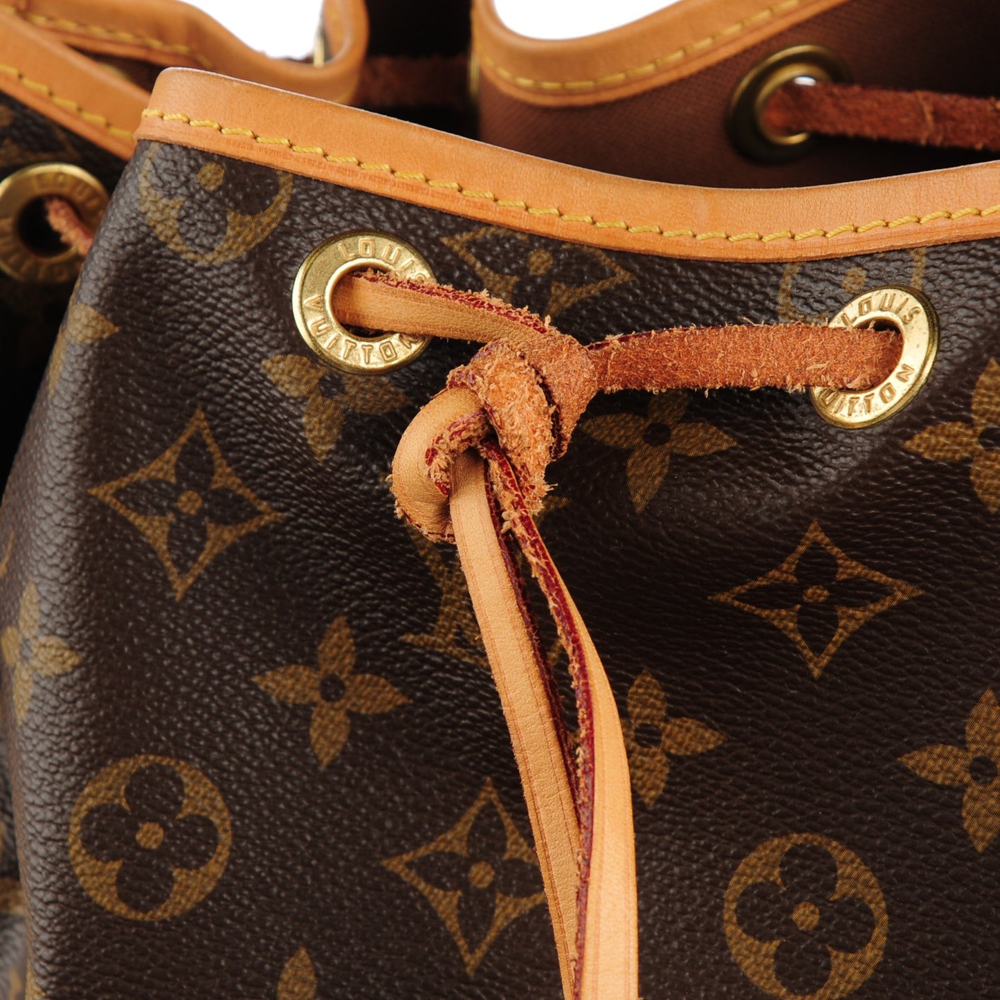 Monogram Noe