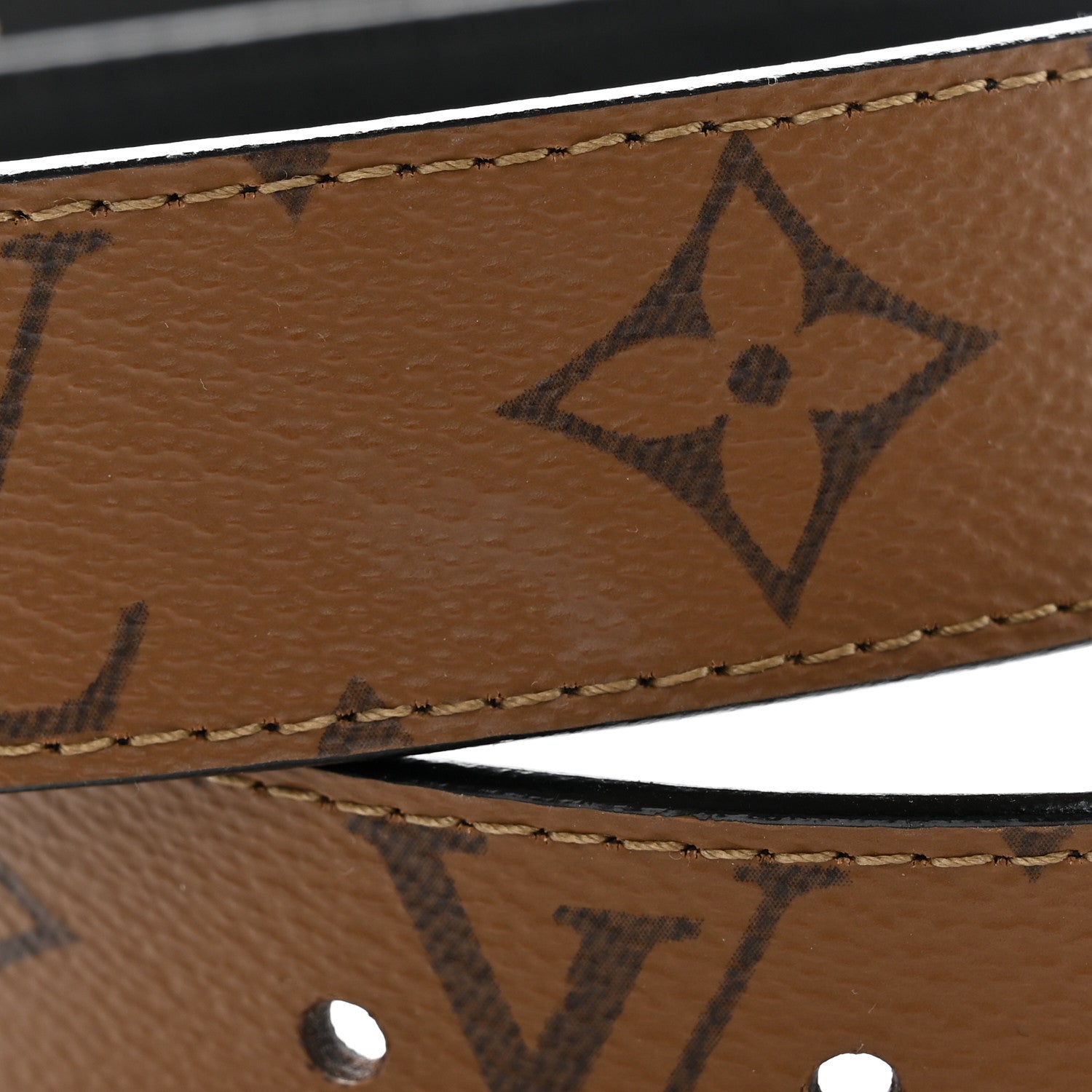 Louis Vuitton Monogram Essential V 30 MM Belt 85 34 5 of 9