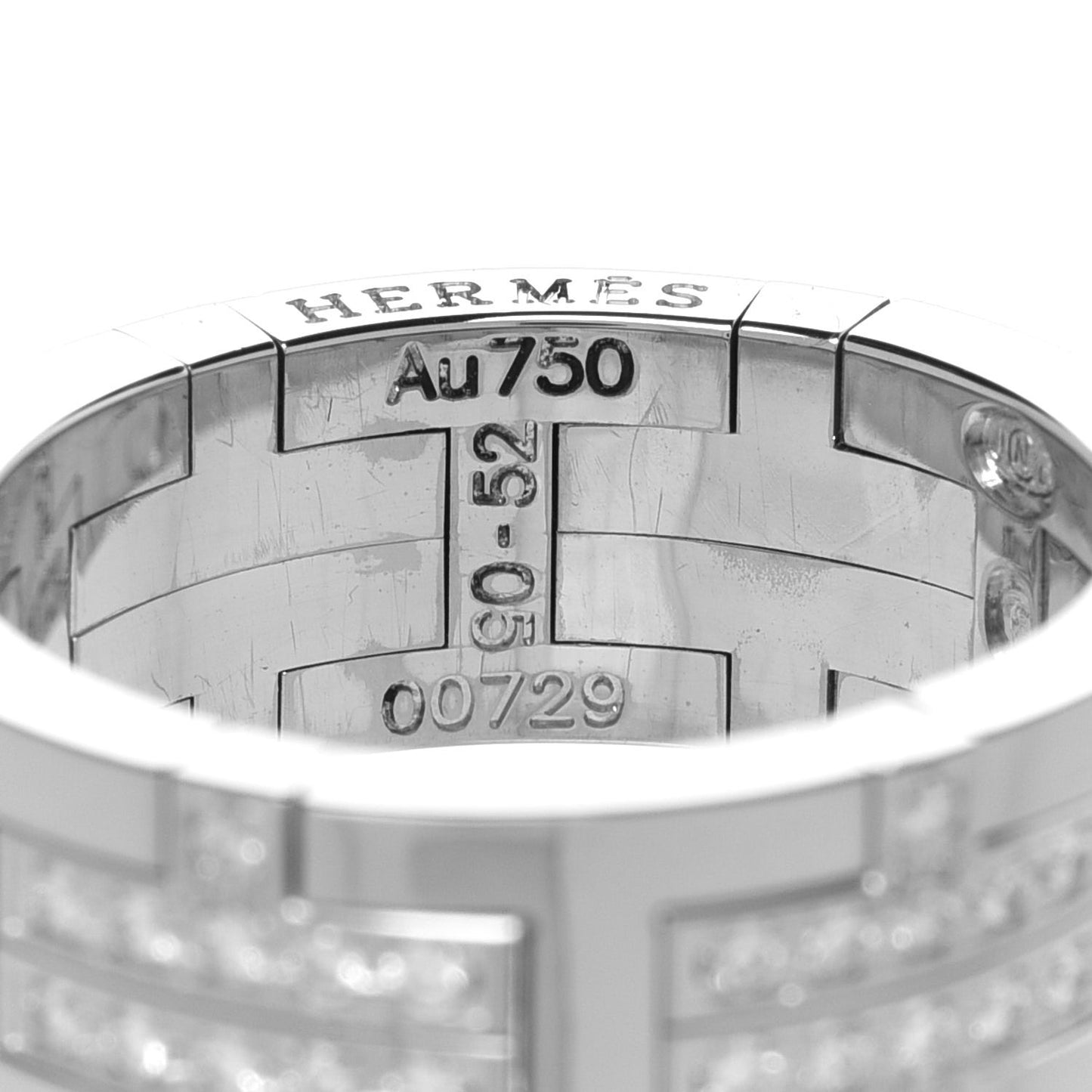 18K White Gold Diamond Kilim Band Ring 52 6