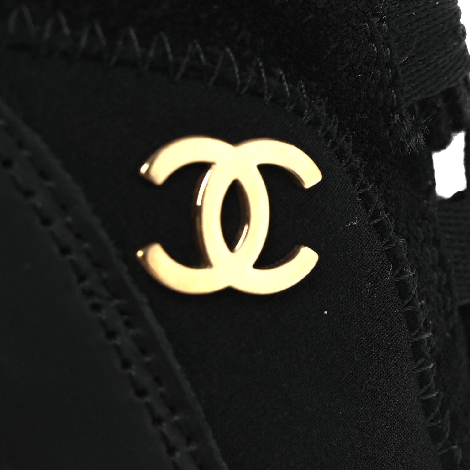 Chanel Velvet Calfskin Mixed Fibers CC Sneakers 38.5 Black 11 of 15