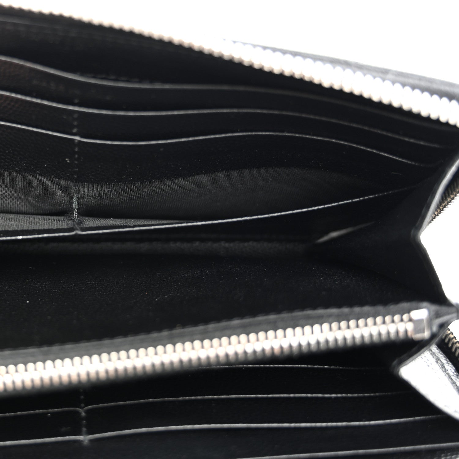 Saint Laurent Grain De Poudre Matelasse Chevron Monogram Zip Around Wallet Black 9 of 9
