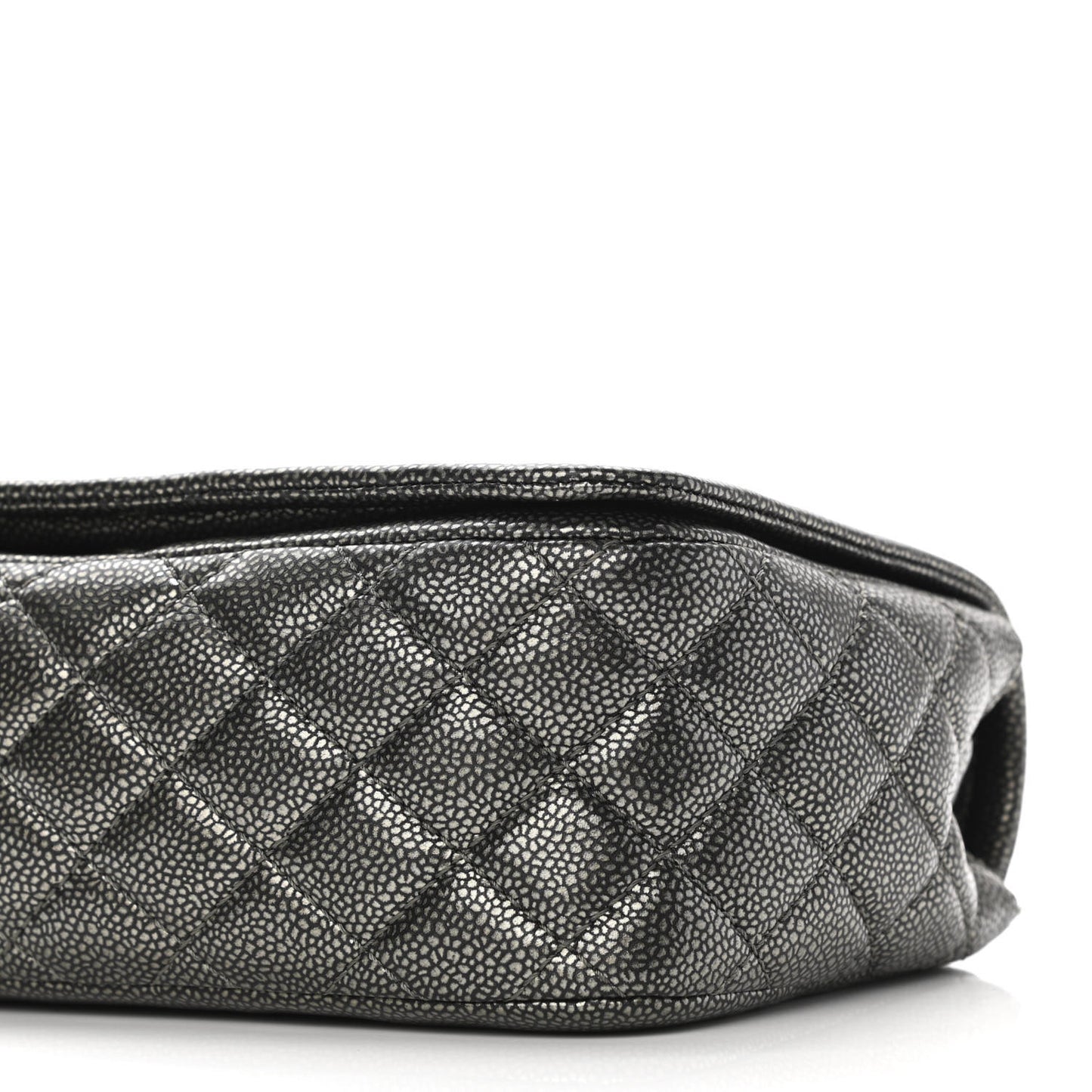 Metallic Caviar Medium Timeless CC Flap Dark Silver