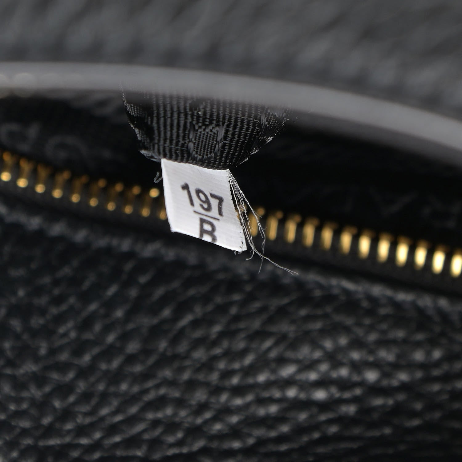 Prada Vitello Phenix Zippered Messenger Hobo Black 7 of 10