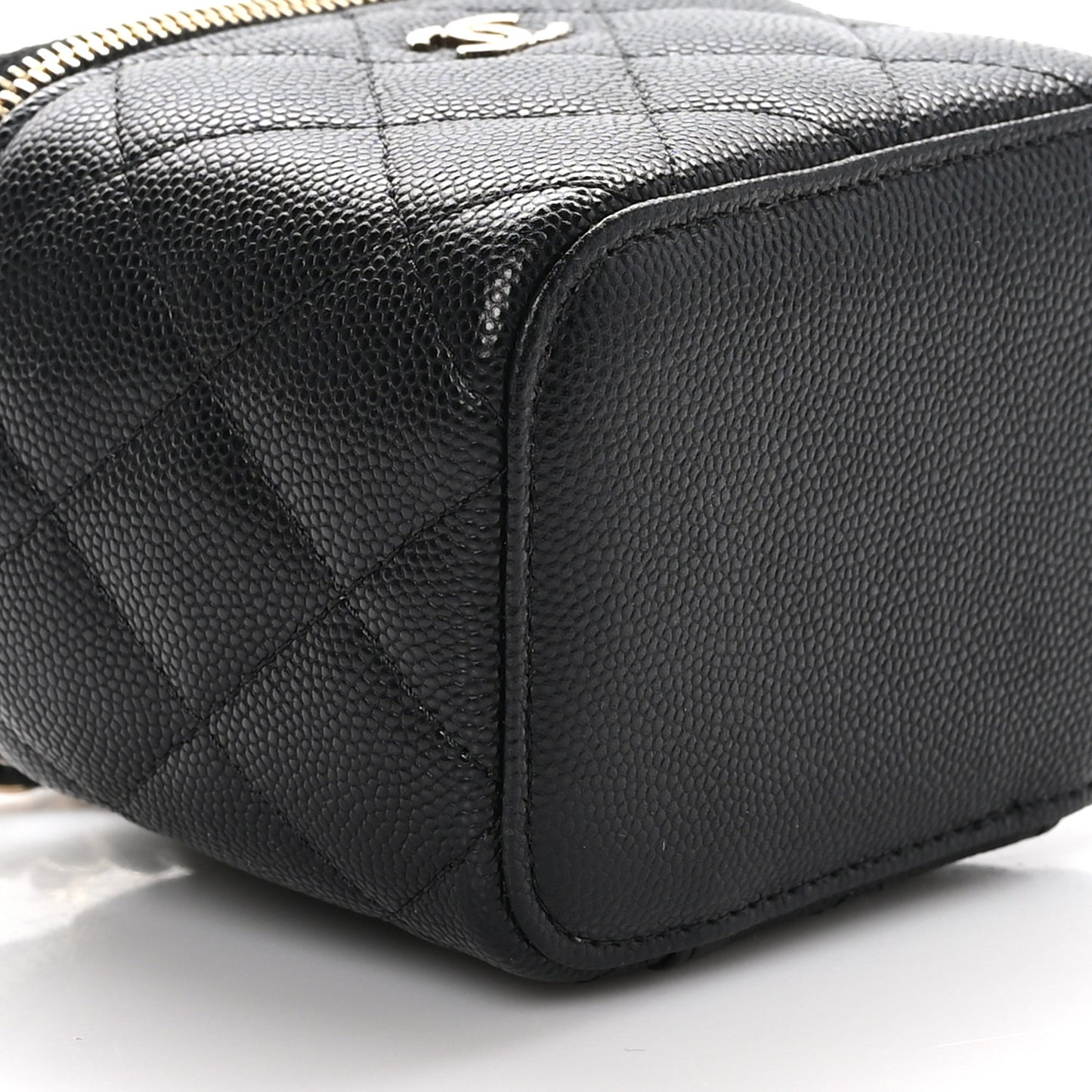 Caviar Quilted Mini Vanity Case With Chain Black