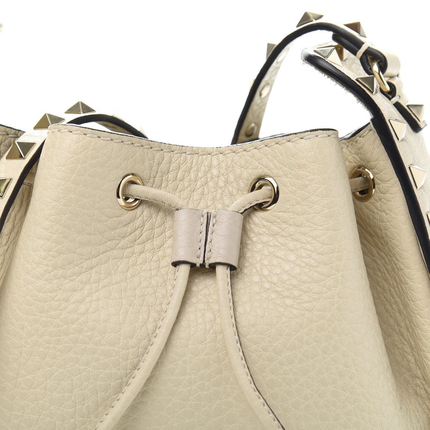 Grained Calfskin Rockstud Bucket Bag Light Ivory