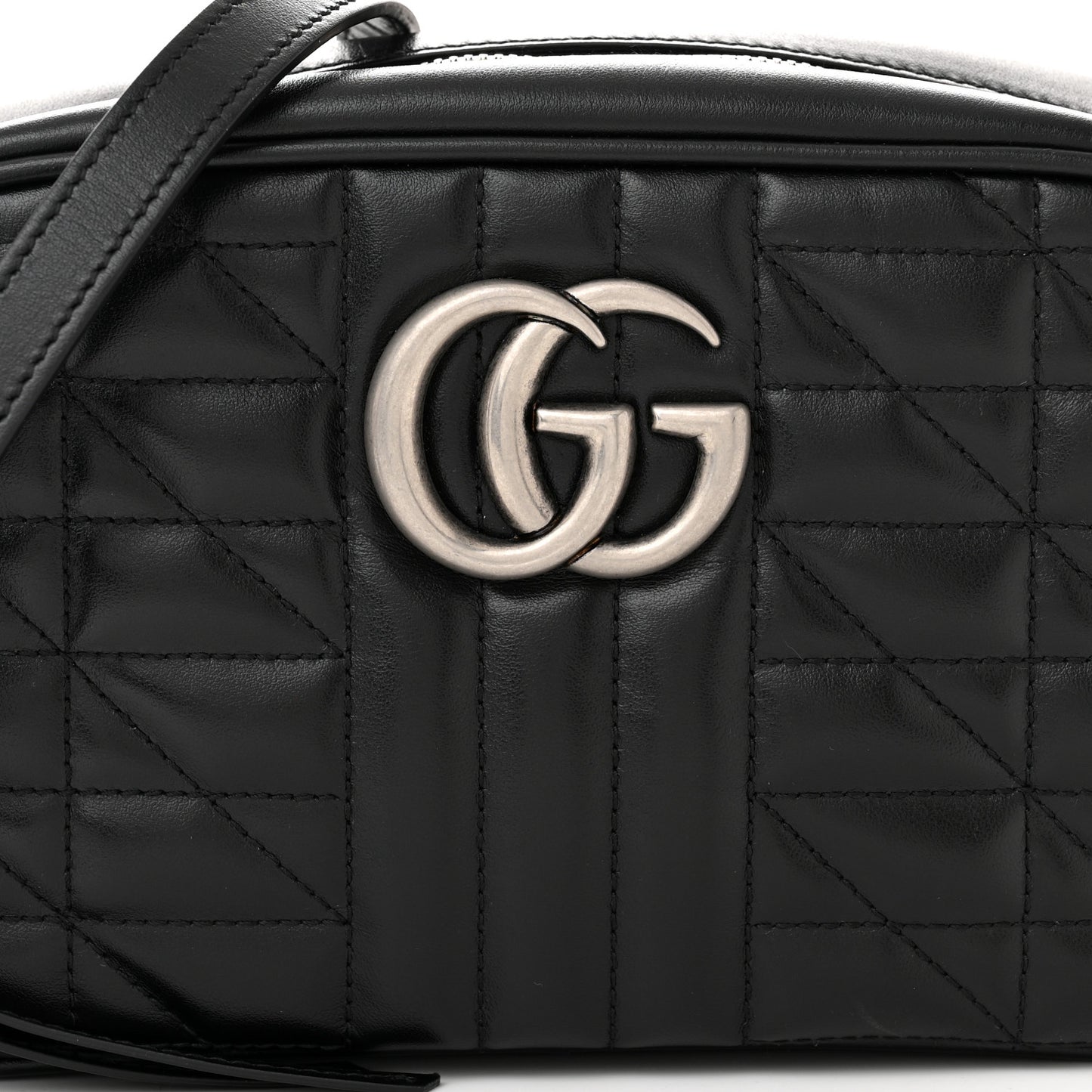 Calfskin Matelasse Aria Small GG Marmont Chain Shoulder Bag Black