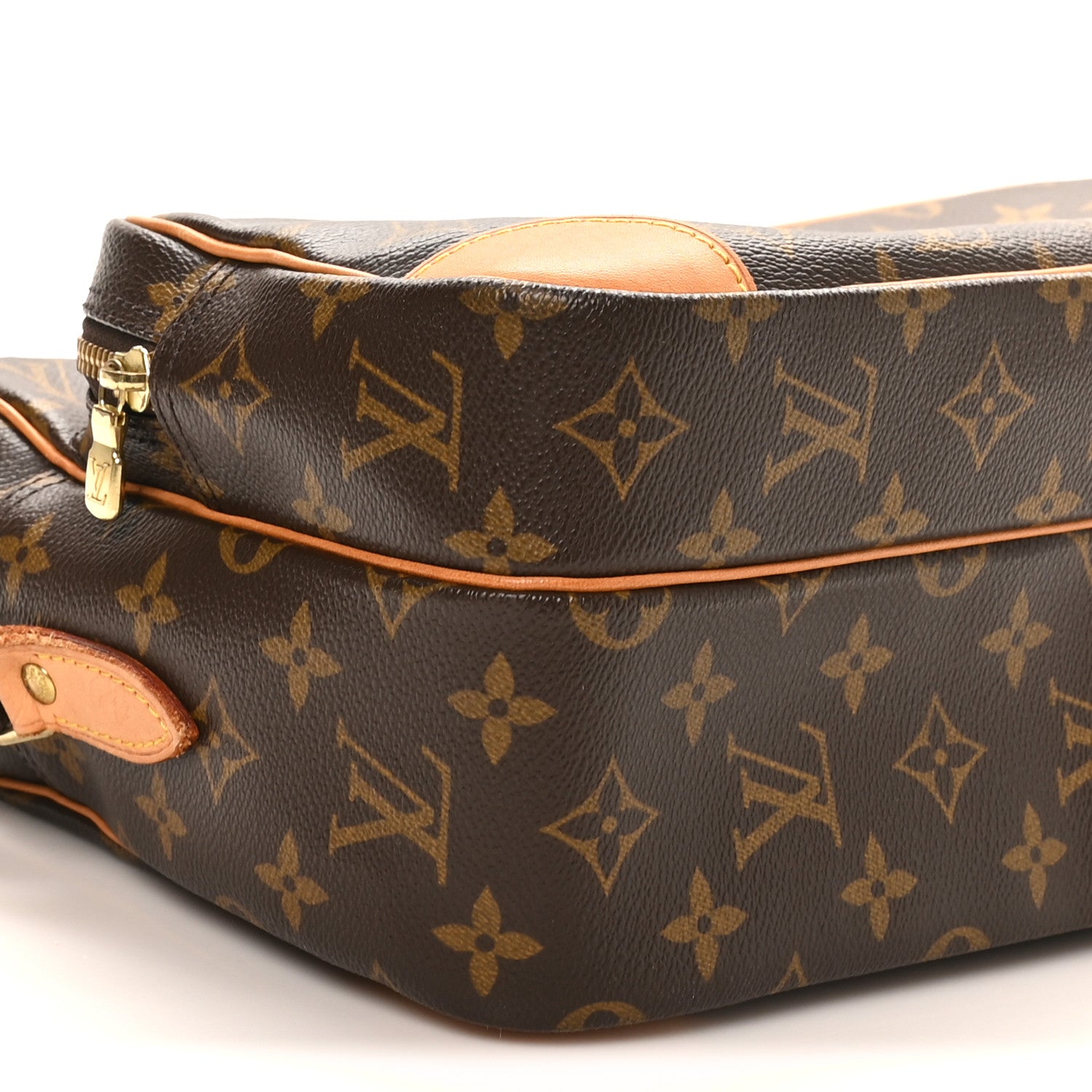 Louis Vuitton Monogram Nil 28 8 of 9