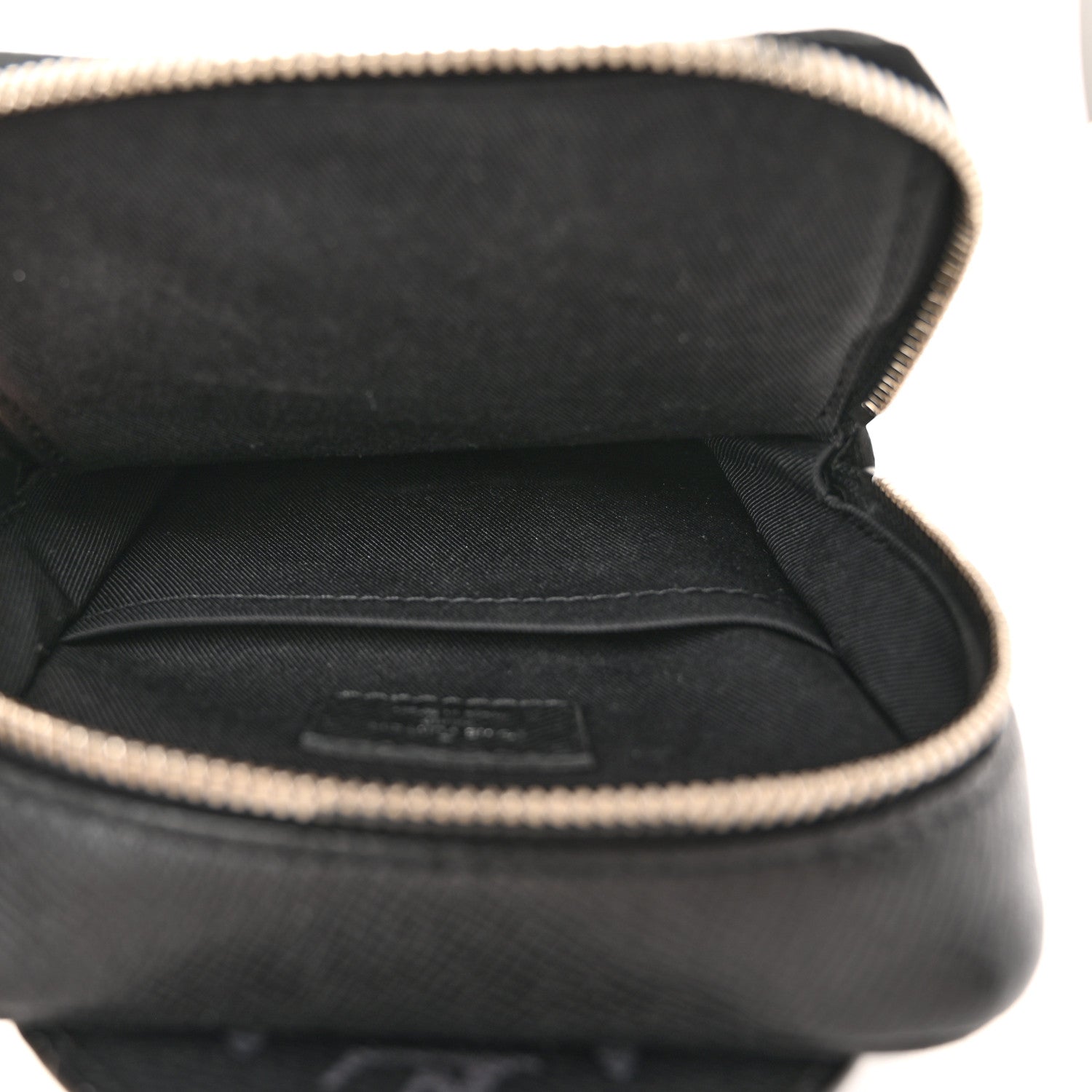 Louis Vuitton Taigarama Outdoor Slingbag Black 5 of 9