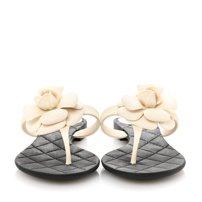 Chanel Jelly Quilted Camellia Thong Sandals 37 White Black 3 of 10