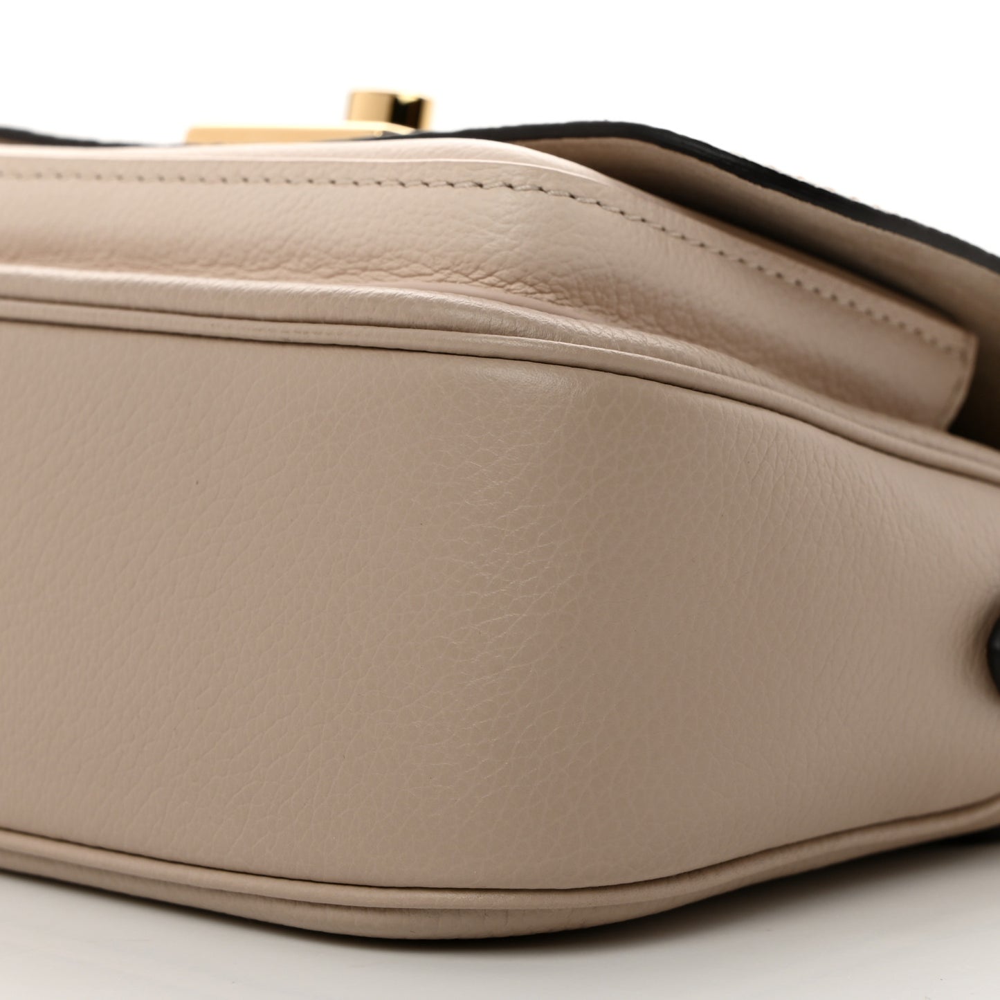 Grained Calfskin Lockme Tender Greige