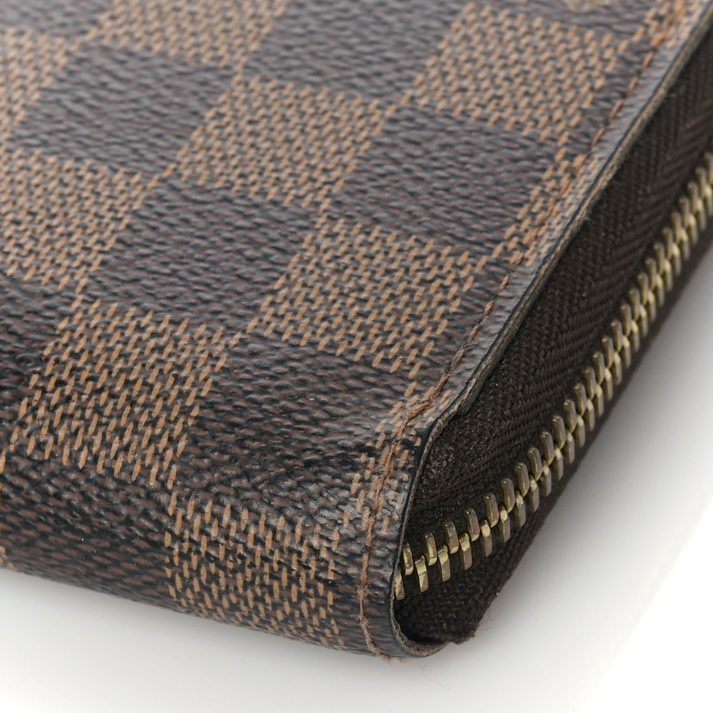 Damier Ebene Zippy Wallet