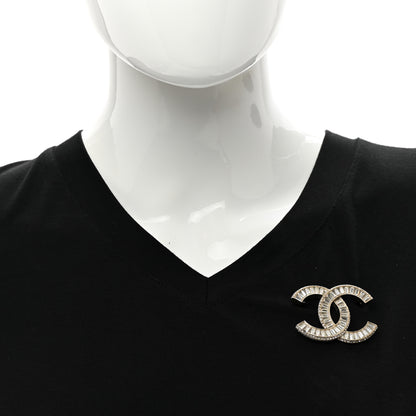 Chanel Baguette Crystal CC Brooch Gold 2 of 5
