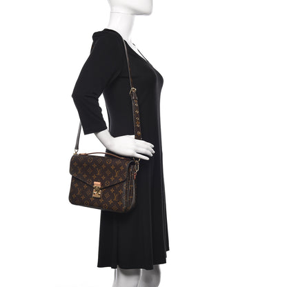 Louis Vuitton Monogram Pochette Metis 2 of 10