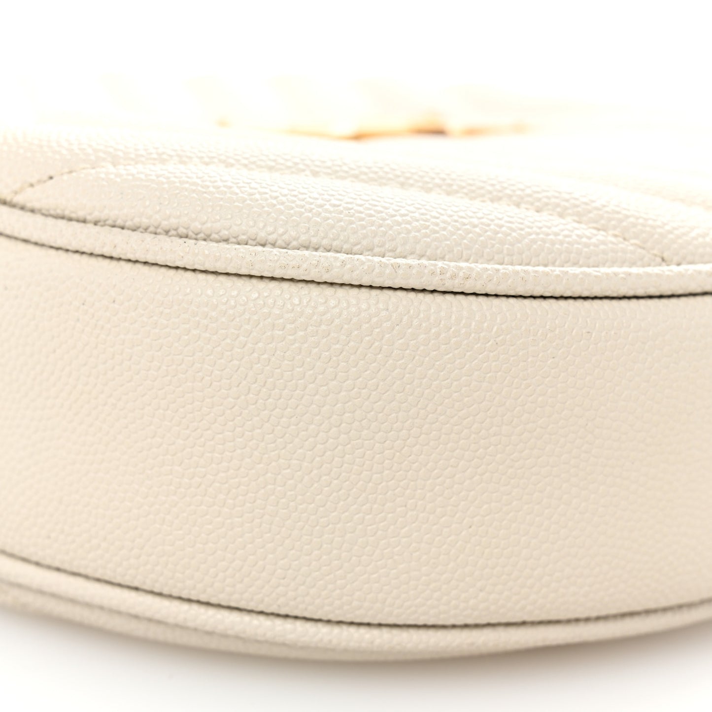 Grain De Poudre Matelasse Chevron Quilted Round Vinyle Camera Bag Crema Soft