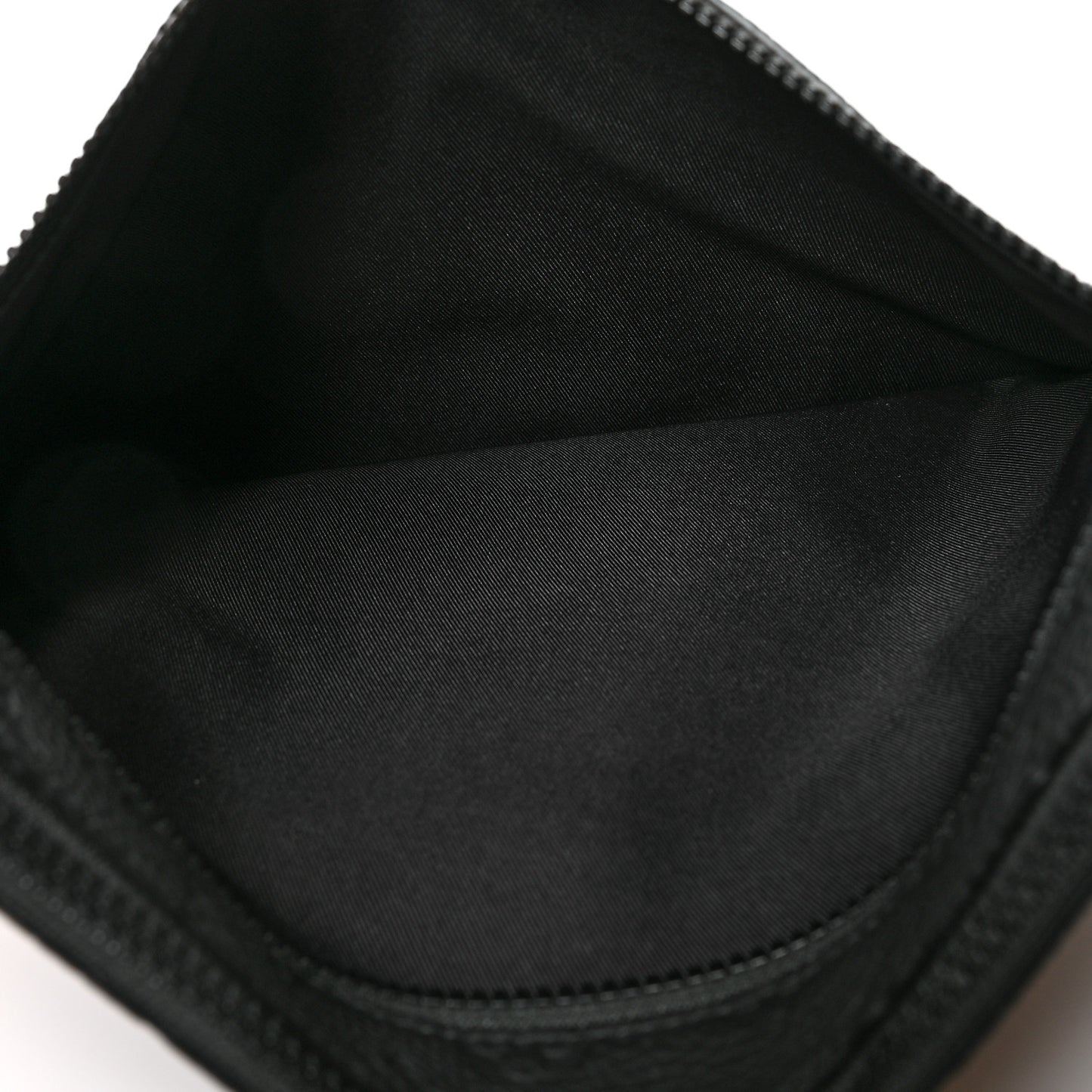 Taurillon Monogram Solar Ray A4 Pouch Black
