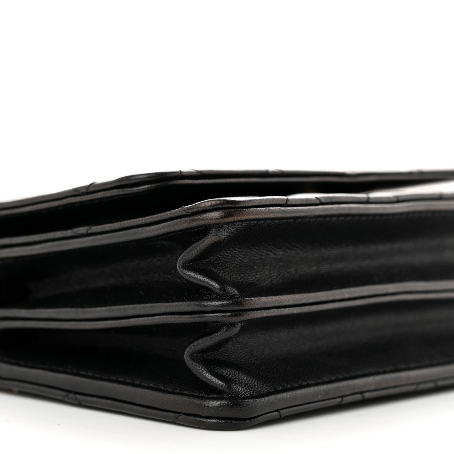 Lambskin Quilted CC Pearl Enamel Clutch on Chain WOC Black