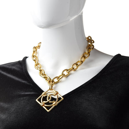 Chanel CC Chain Pendant Necklace Gold 2 of 7