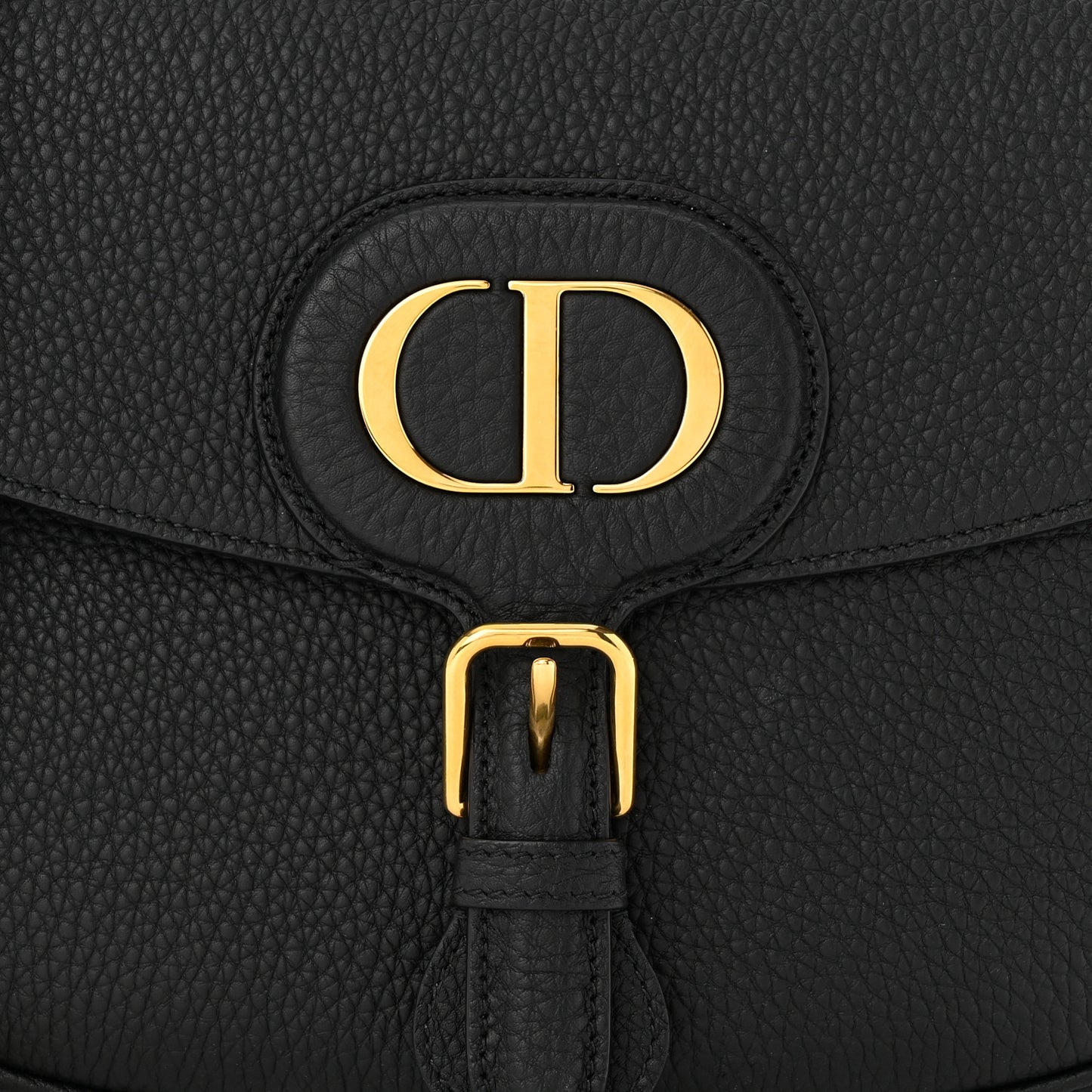 Grained Calfskin Large Bobby Flap Black