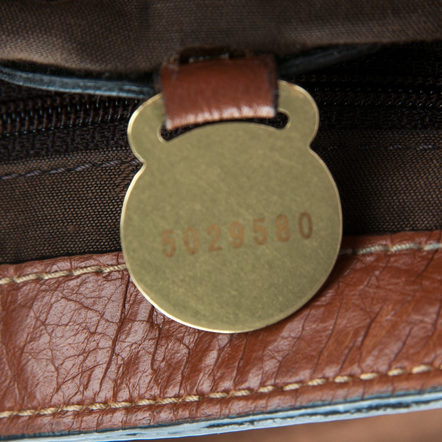 Polished Buffalo Medium Alexa Oak