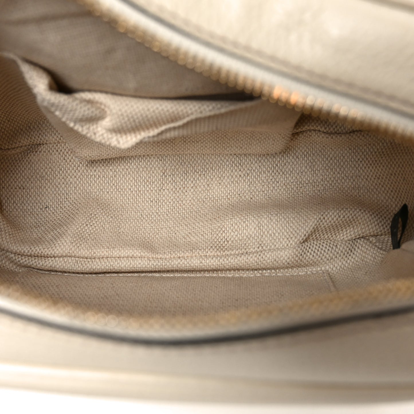 Pebbled Calfskin Small Soho Disco Bag Off White
