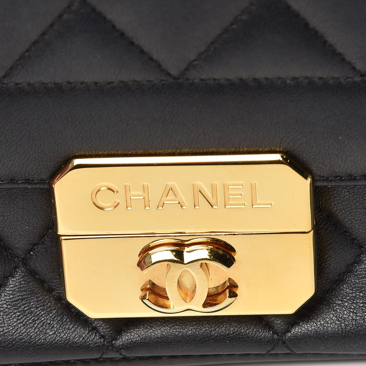 Chanel Lambskin Mini Chic With Me Flap Black 18 of 18