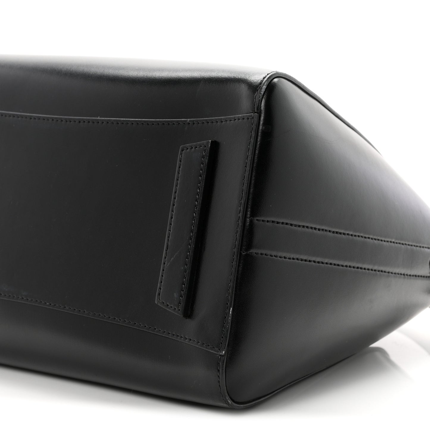 Shiny Lord Calfskin Medium Antigona Black