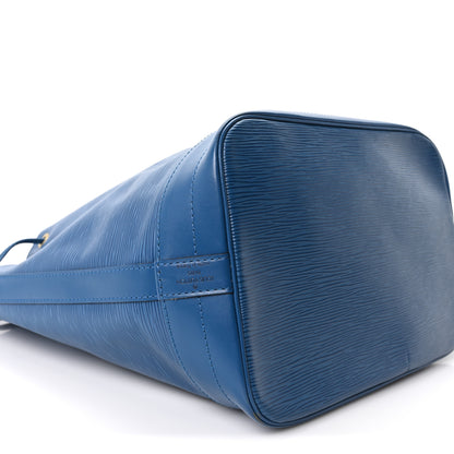 Louis Vuitton Epi Noe Cyan 8 of 9