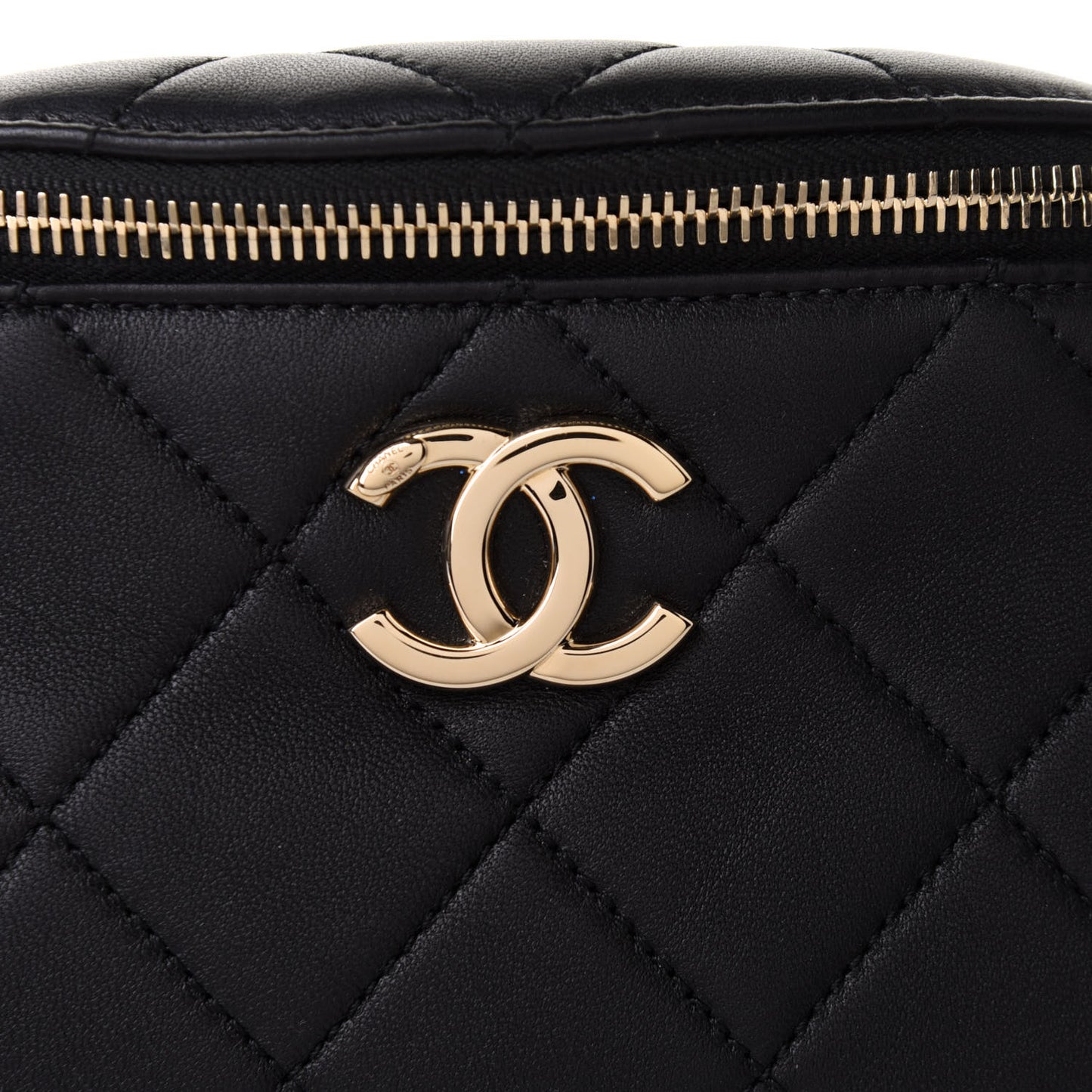 Lambskin Quilted Resin Bi-Color Waist Bag Fanny Pack Black