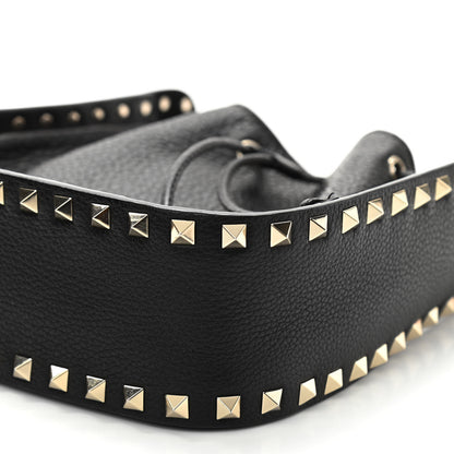 Valentino Garavani Grained Calfskin Rockstud Bucket Bag Black 10 of 12